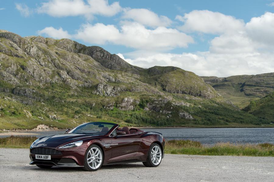  Aston Martin Vanquish Volante 2013 года  (WW) (фото 13 из 51)